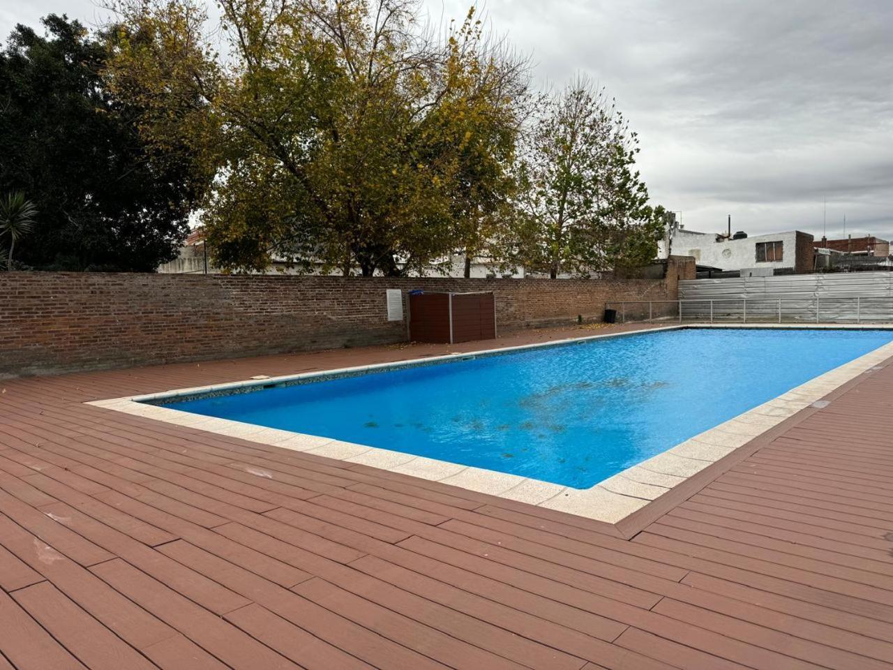 Depto Centrico Con Pileta Y Parking Apartment